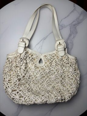 Sondra Robert’s woven tote shoulder bag